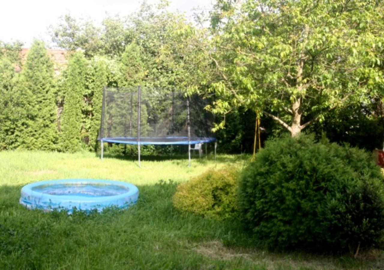 Apartament Gorki Male Tuszyn Bagian luar foto