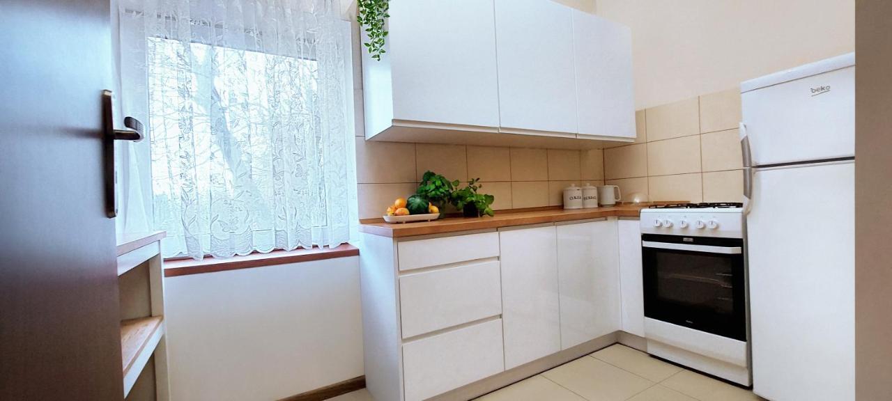 Apartament Gorki Male Tuszyn Bagian luar foto