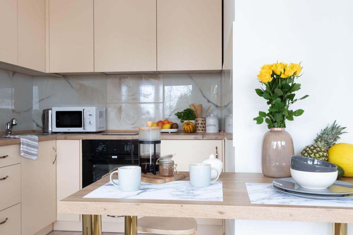 Apartament Gorki Male Tuszyn Bagian luar foto