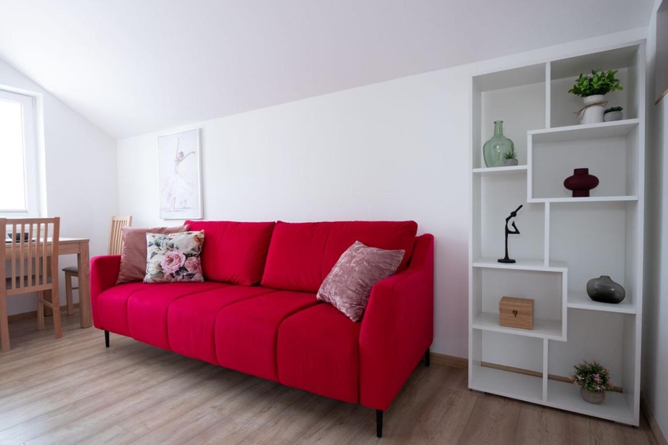 Apartament Gorki Male Tuszyn Bagian luar foto